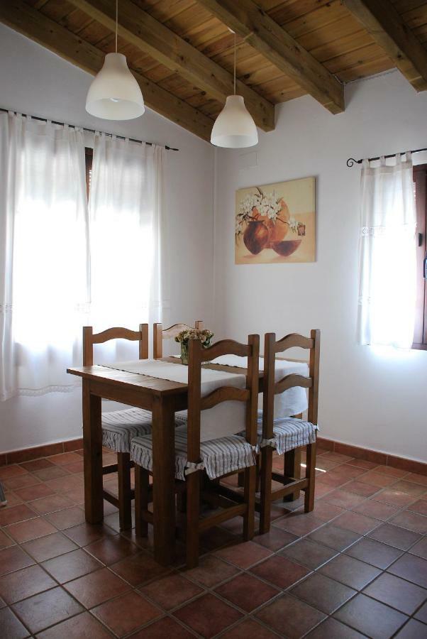Casa Rural La Torre 알모나스테르 라 레알 외부 사진